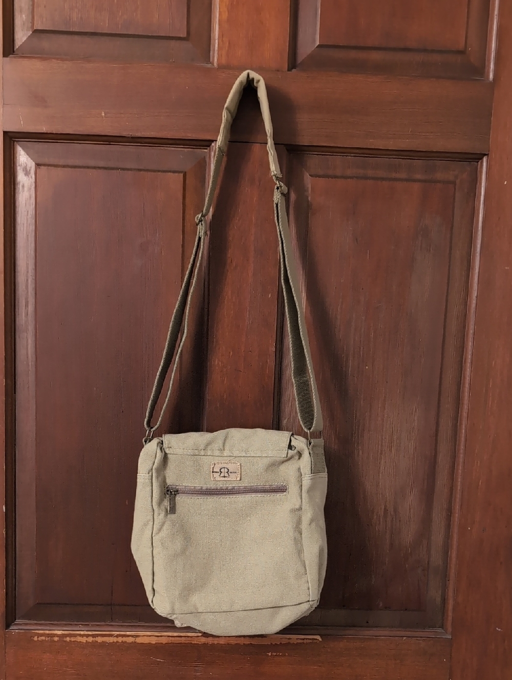 Robin Ruth Amsterdam Crossbody - Picture 4 of 9